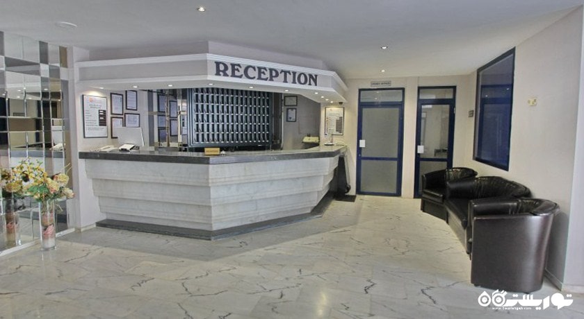 میز پذیرش هتل گراند اوزچلیک